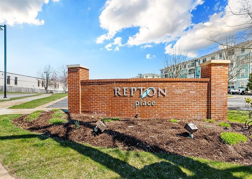 1st image of 4 Repton Cir Unit 4105