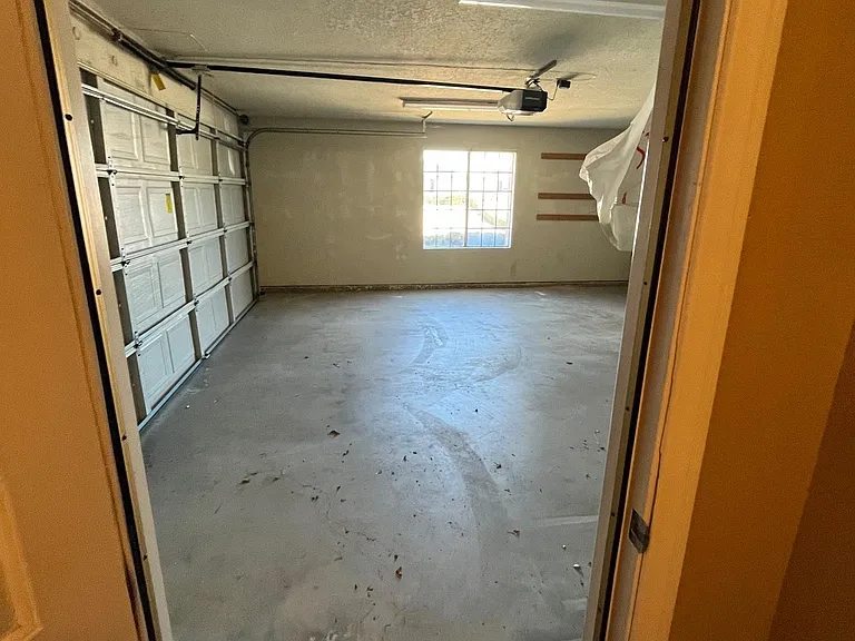13210 Tamarisk Rd — Photo 37