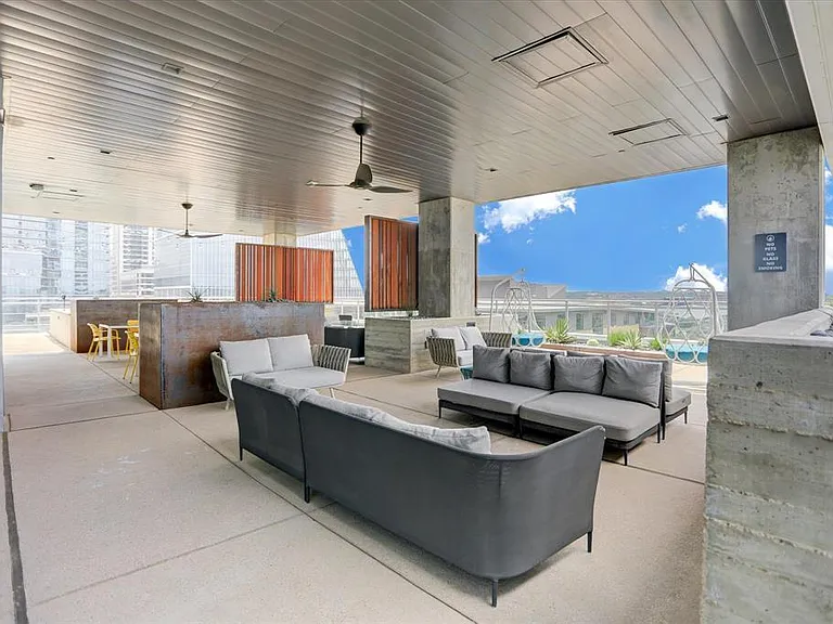 222 West Ave #1007 — Photo 37