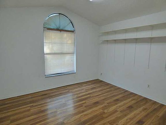 5th image of 6619 Chantry St