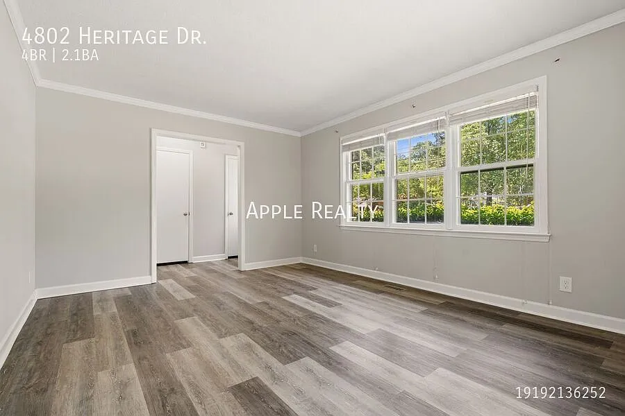 Building Photo - 4802 Heritage Dr