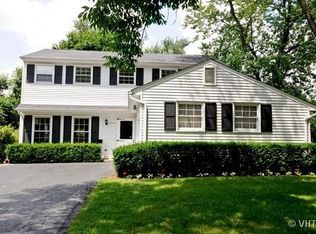 1016 Stoddard Ave, Wheaton, IL