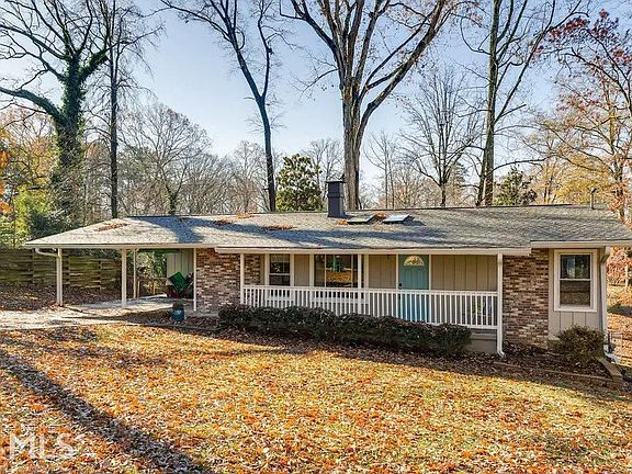 4th image of 2096 Nancy Cir SE
