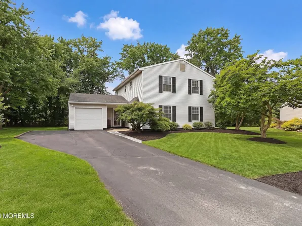 9 Bell Court, Howell, NJ 07731