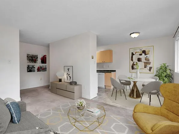 11620 N Elbow Dr SW #223, Calgary, AB T2W 3L6