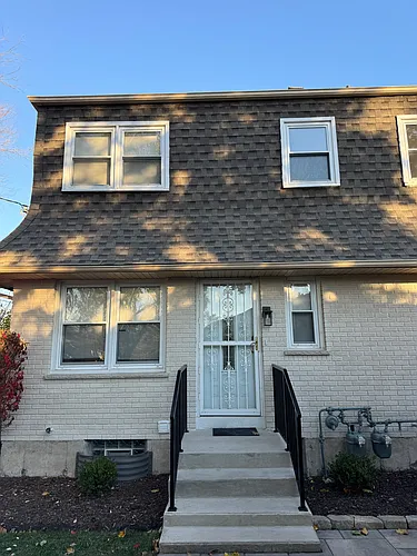 878 Village Quarter Rd Photo 1