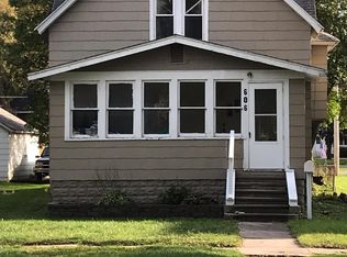 606 W Broadway St, Eagle Grove, IA 50533