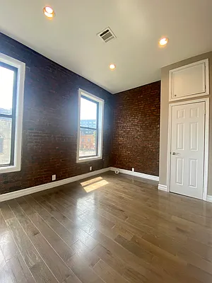 Rented by Hagstrom Management Inc | media 6