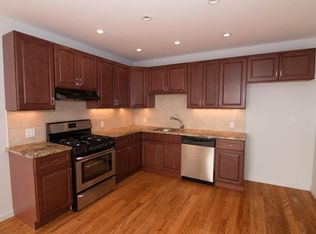 2818 W 17th St #3A, Brooklyn, NY 11224