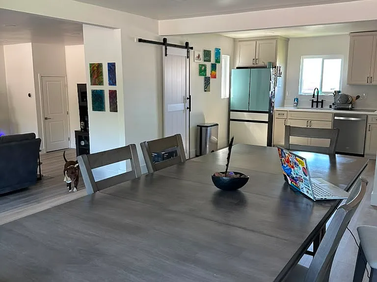 5550 Encina Dr — Photo 8