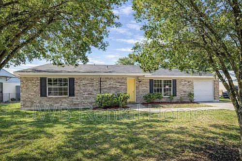2444 Justin Rd E Photo 1