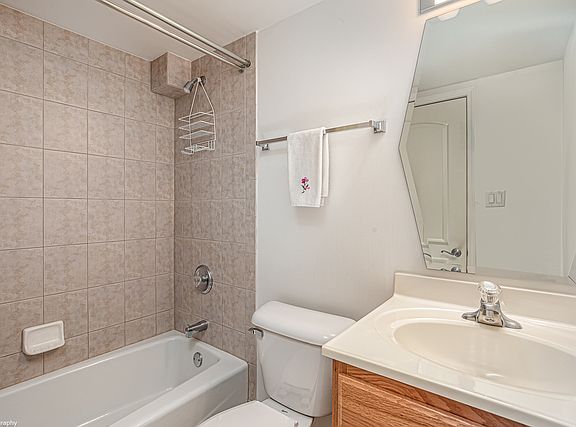 4th image of 9400 S 79th Ave APT 1