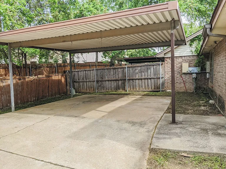 3013 Clover Ln — Photo 20