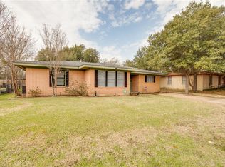 4320 Nagle St, Bryan, TX 77801
