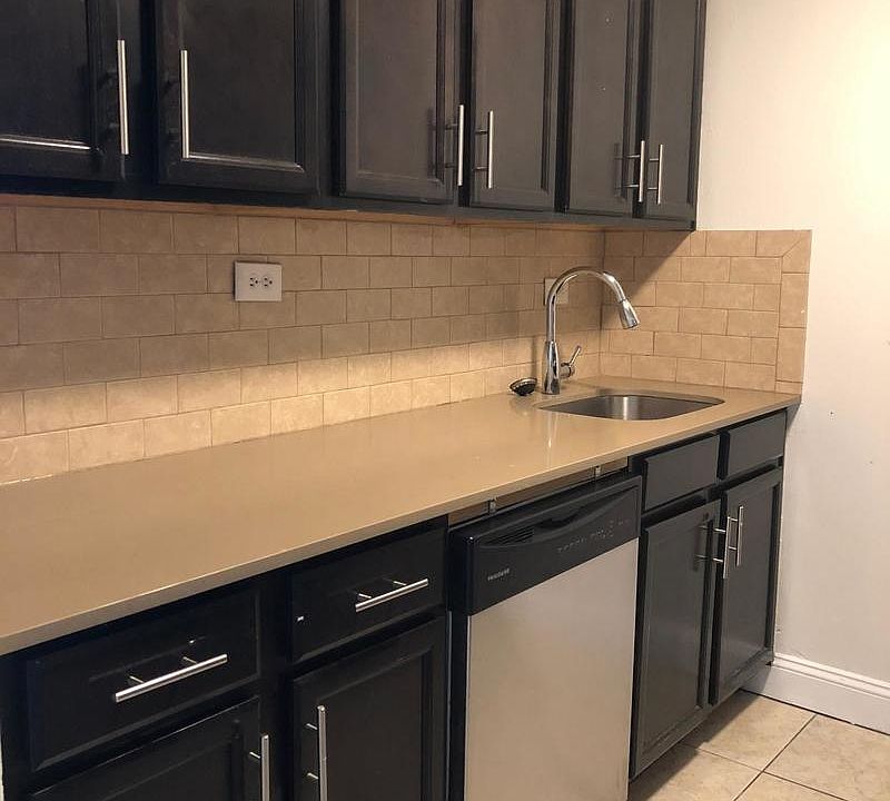 1st image of 1990 Lexington Ave APT 2L