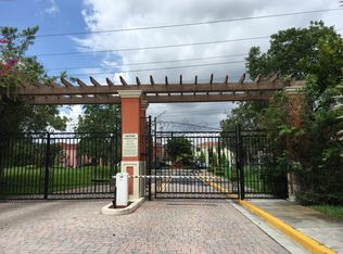 10821 NW 51st Trl, Doral, FL 33178