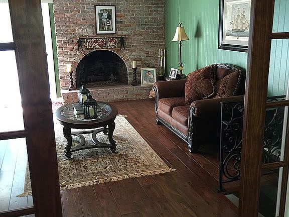 Sitting Room from Foyer