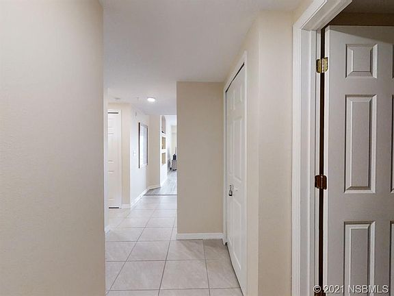 4th image of 5300 S Atlantic Ave APT 1505