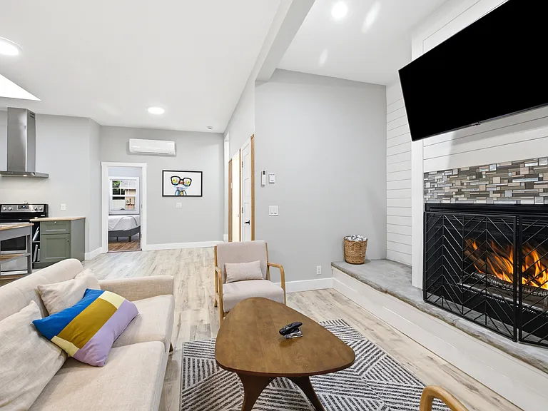 15775 Lakeshore Rd #2 — Photo 35