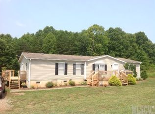 4611 Deal Rd, Claremont, NC 28610