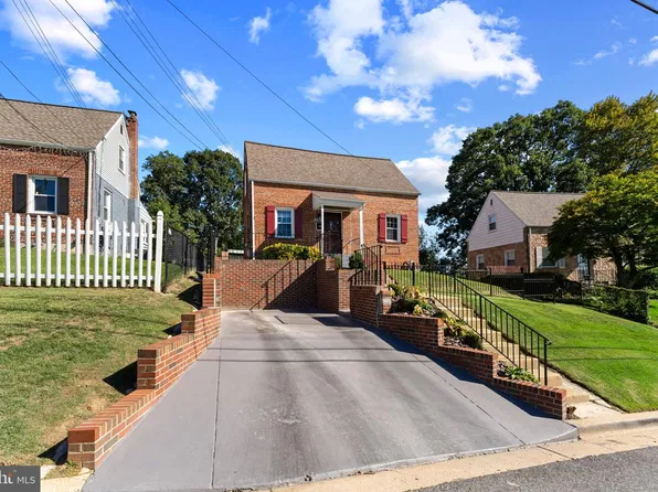 5531 Volta Ave, Bladensburg, MD 20710