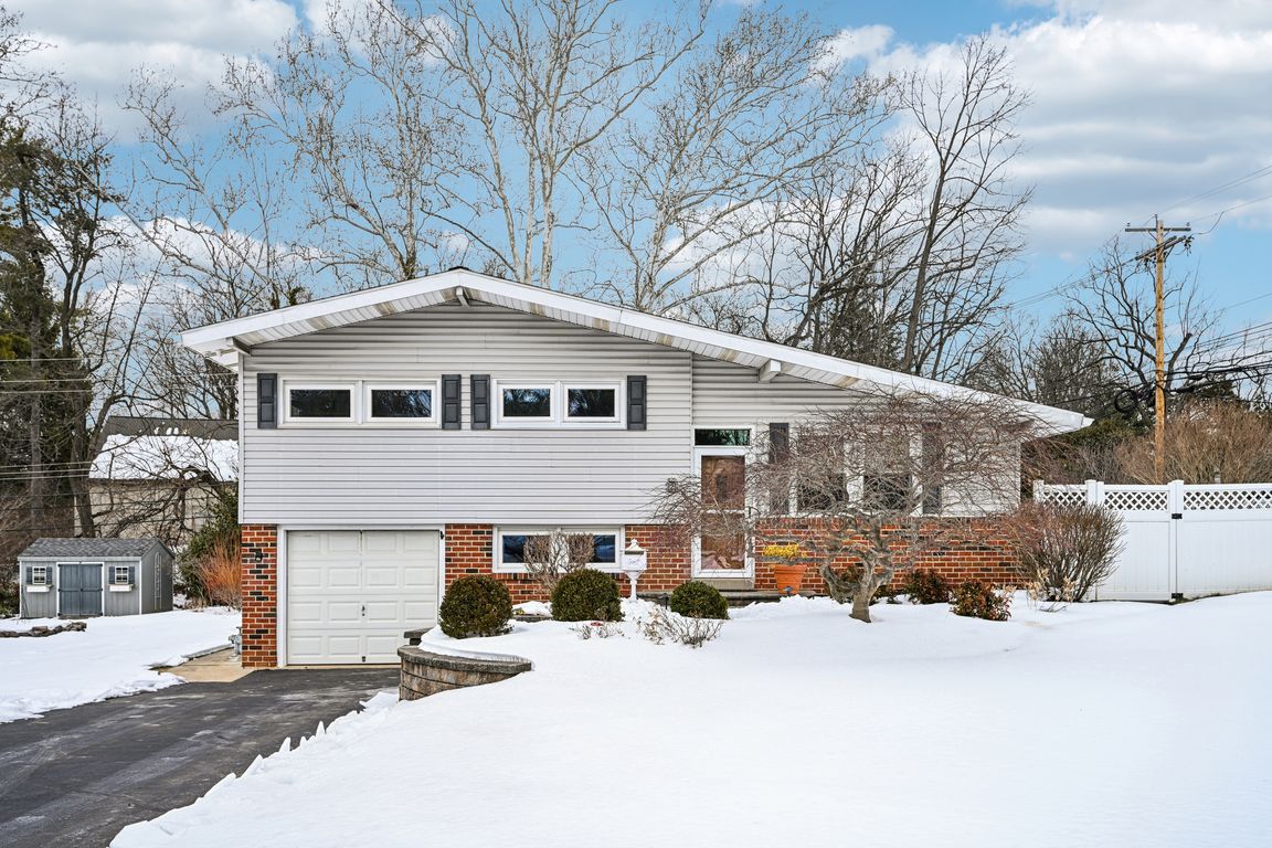 Blue Ridge Rd-S1102-001.jpg