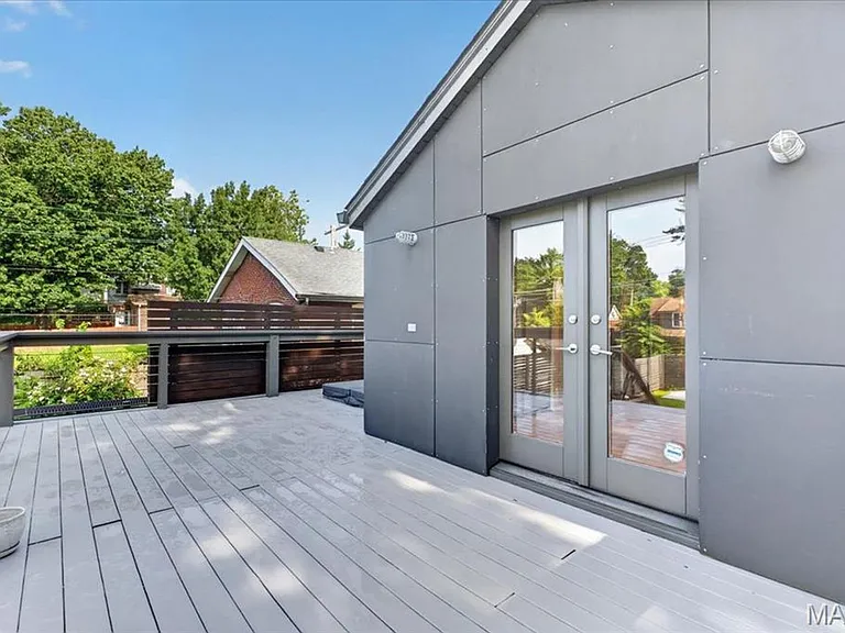 7122 Nashville Ave — Photo 29