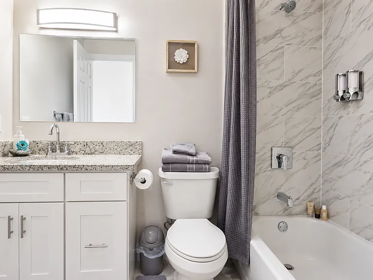 4433 W Oklahoma Ave — Photo 8