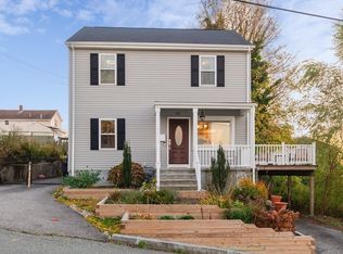 29 Valentine St, Fall River, MA 02720