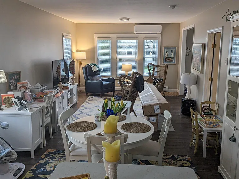 49 Westminster Ave #1 — Photo 18