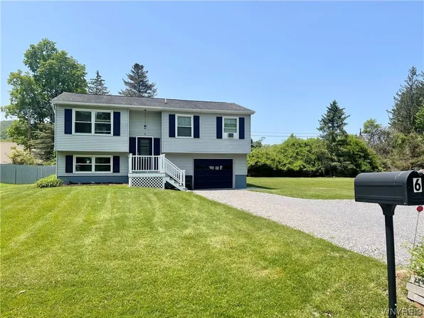 6 Riley Rd, Portville, NY 14770