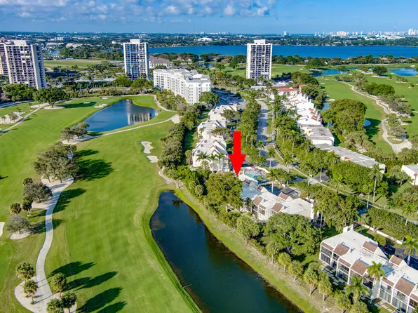 1731 Presidential Way #C-104, West Palm Beach, FL 33401