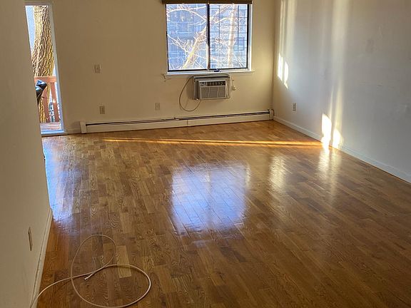 3rd image of 35 Odell Ave APT 3B