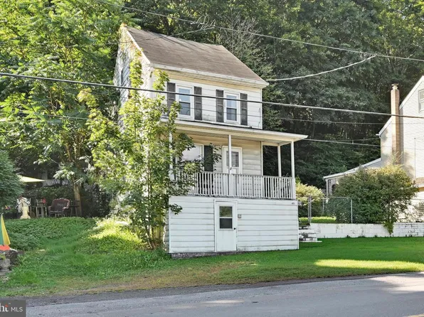 411 E Main St, Girardville, PA 17935