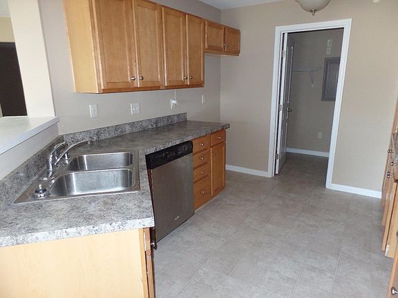 2nd image of 2237 Rolling Hills Dr