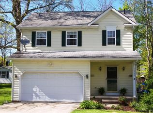 1044 East Blvd, Aurora, OH 44202