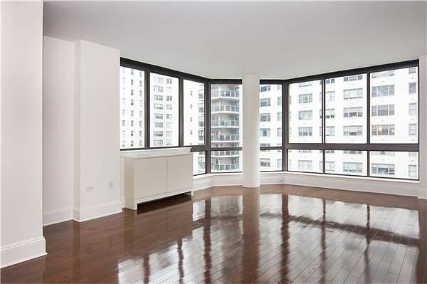 1st image of 300 E 64th St APT 10D