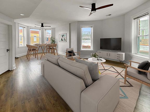 2nd image of 819 N Rockwell St #2