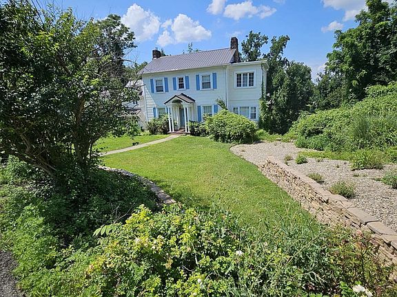 2nd image of 1405 Ravinia Rd