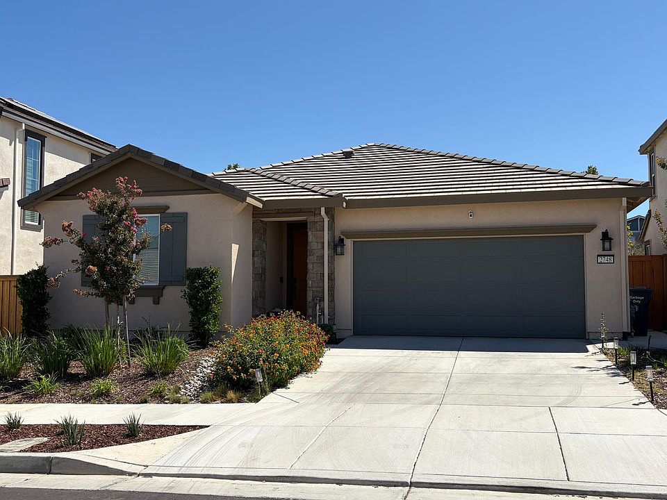 1st image of 2748 Tostalinda Dr
