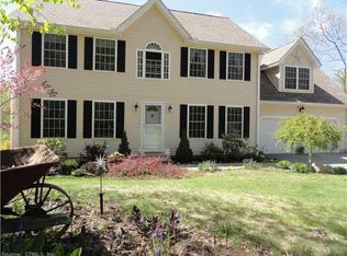 3 Rebecca Ln, Moodus, CT 06469