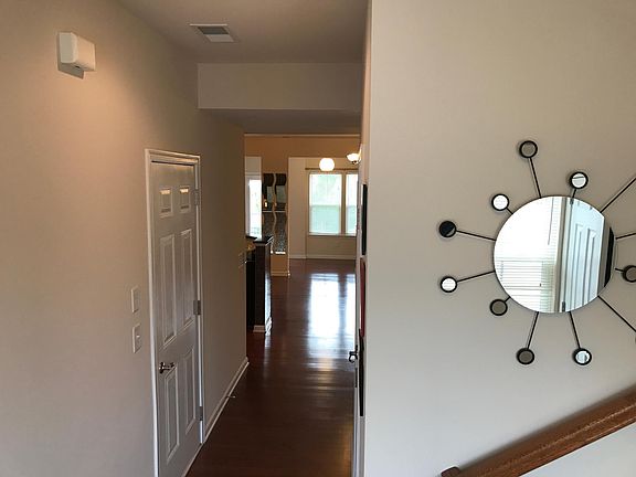 4th image of 435 Panorama View Loop