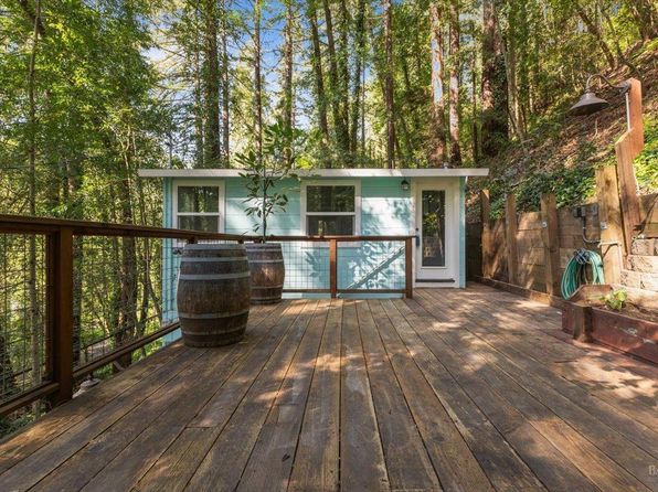 11010 Summerhome Park Rd, Forestville, CA 95436