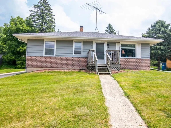 121 South Wind TRAIL, Horicon, WI 53032