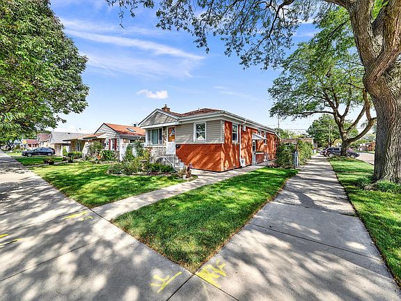 2nd image of 5659 S Menard Ave