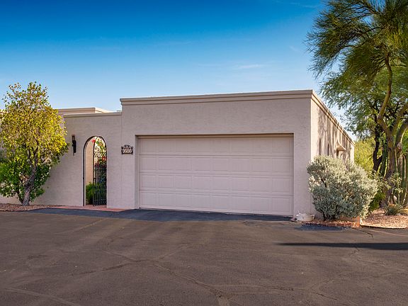 2nd image of 7272 E Camino Valle Verde