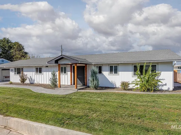 1051 SW 1st Ave, Ontario, OR 97914