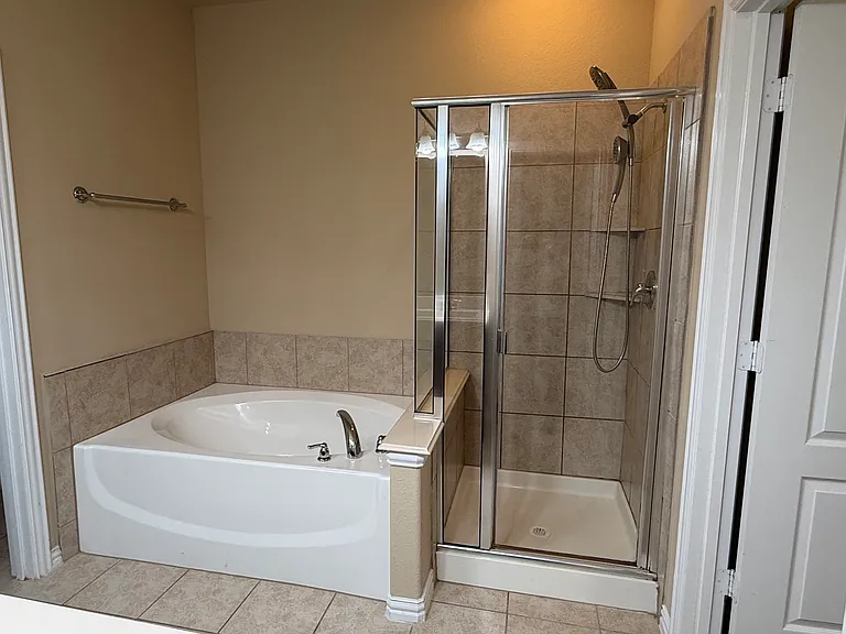 616 Kinghaven Dr — Photo 14
