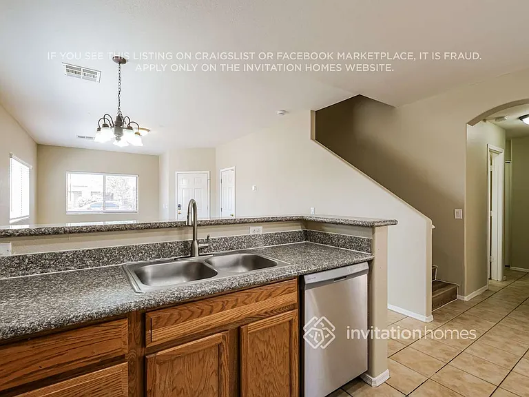 7213 S 8th St — Photo 9