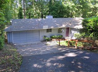 3139 SW Freeman St, Portland, OR 97219